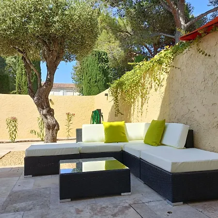 Belle Maison Mitoyenne De Standing Fréjus