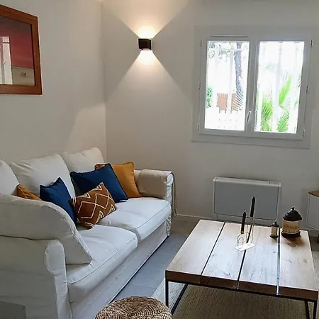 Belle Maison Mitoyenne De Standing Villa Fréjus